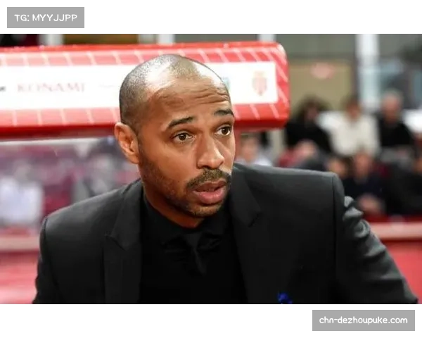 老将谢幕:摩纳哥更衣室为即将退役的球队功勋举行特别仪式